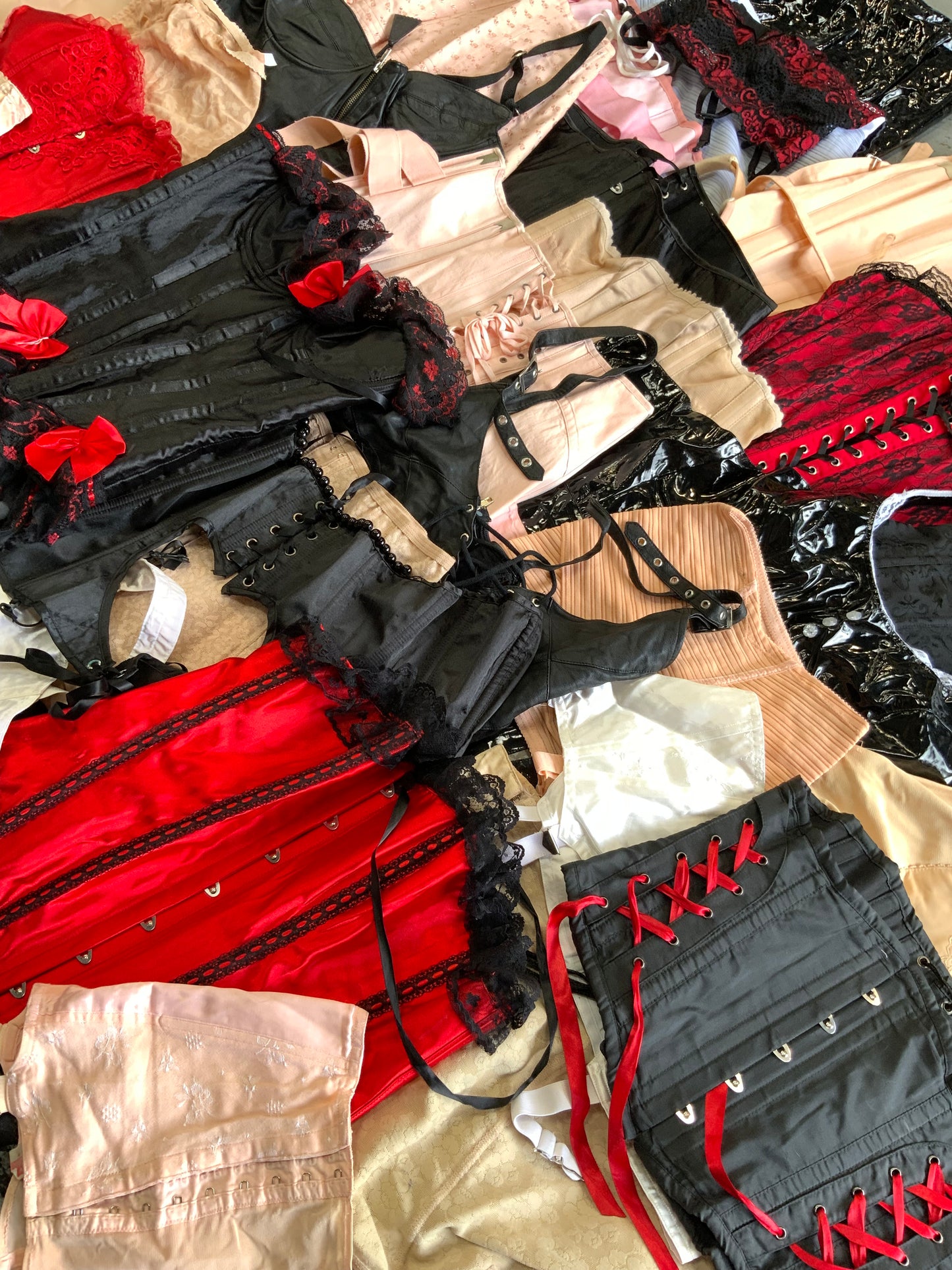 Girdles / Corsets / Shapewear / Nightwear Mix (Wholesale)